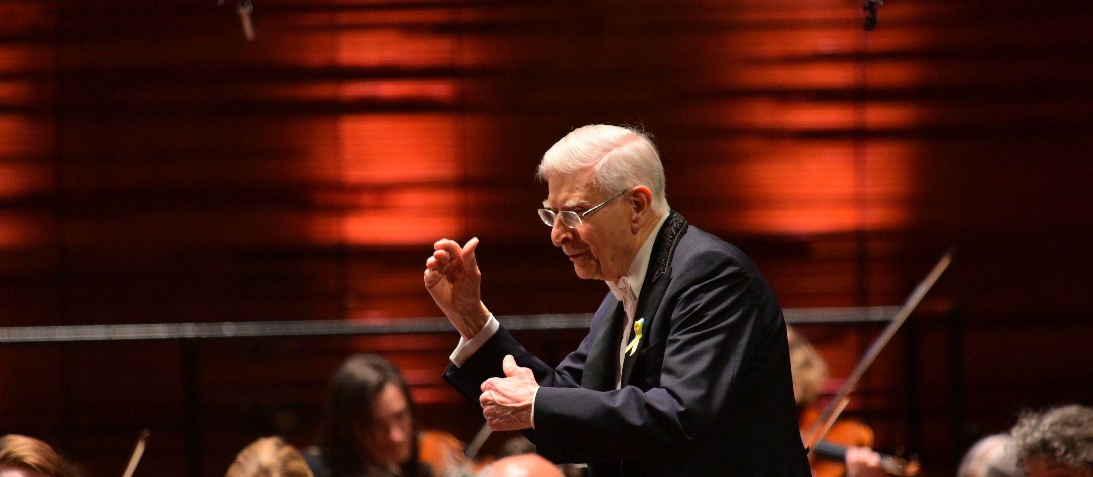 Herbert Blomstedt dirigerer DR symfoniorkester i Koncertsalen.