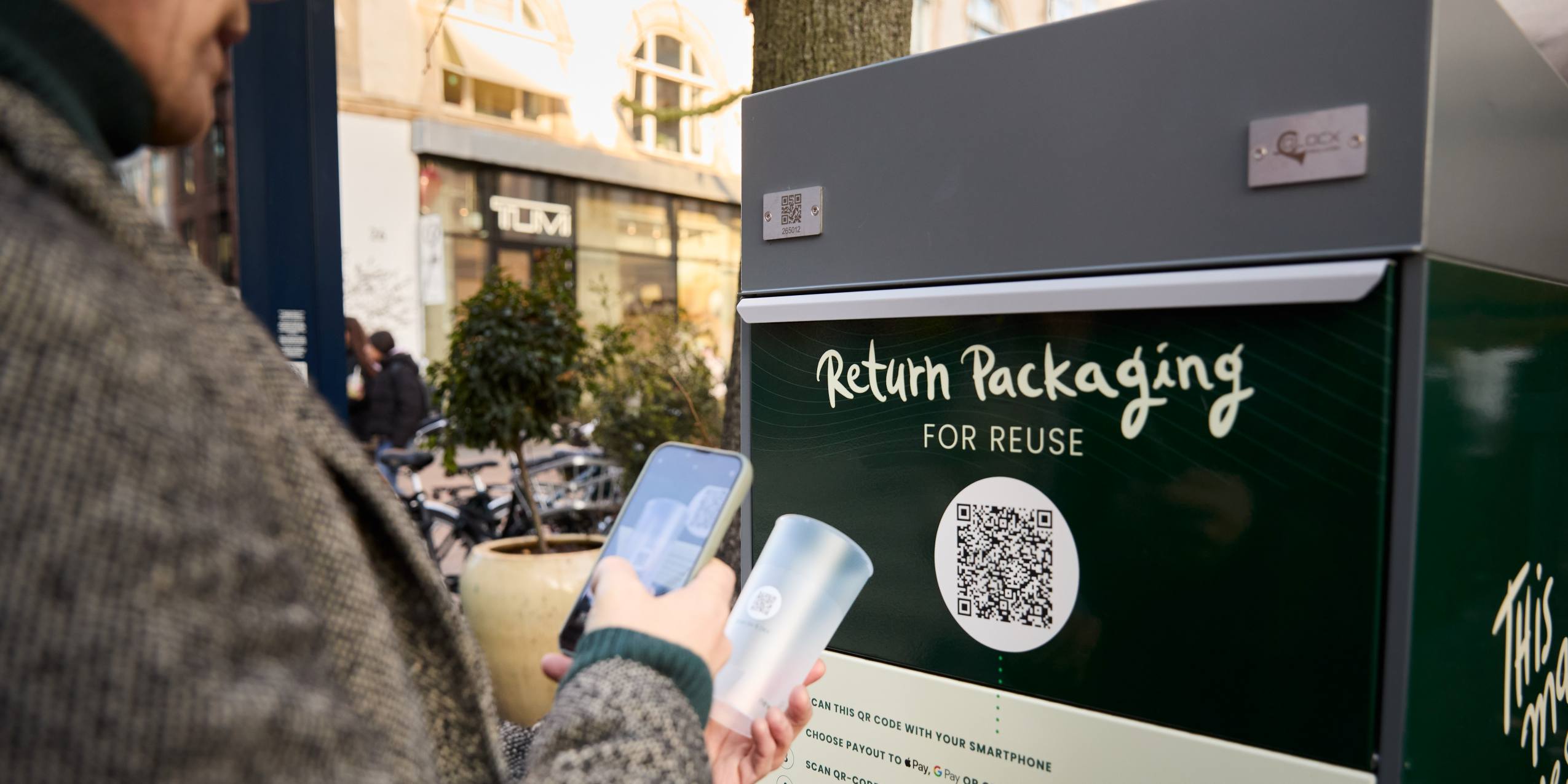 Person der scanner New Loops pantkopper