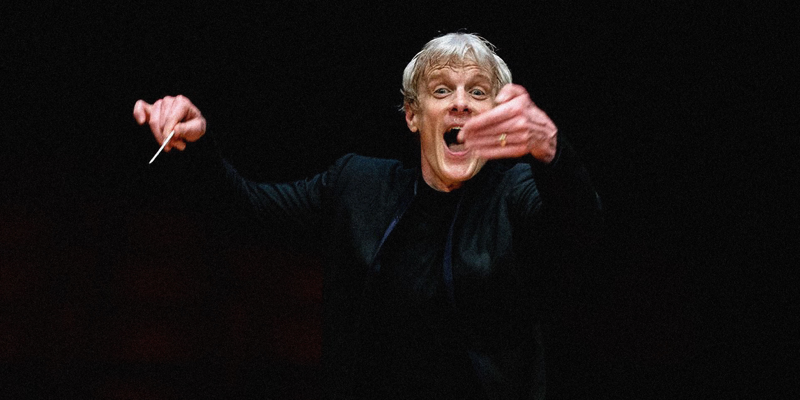 Dirigenten Martin Fröst ved symfonisk koncert i DR koncerthuset.