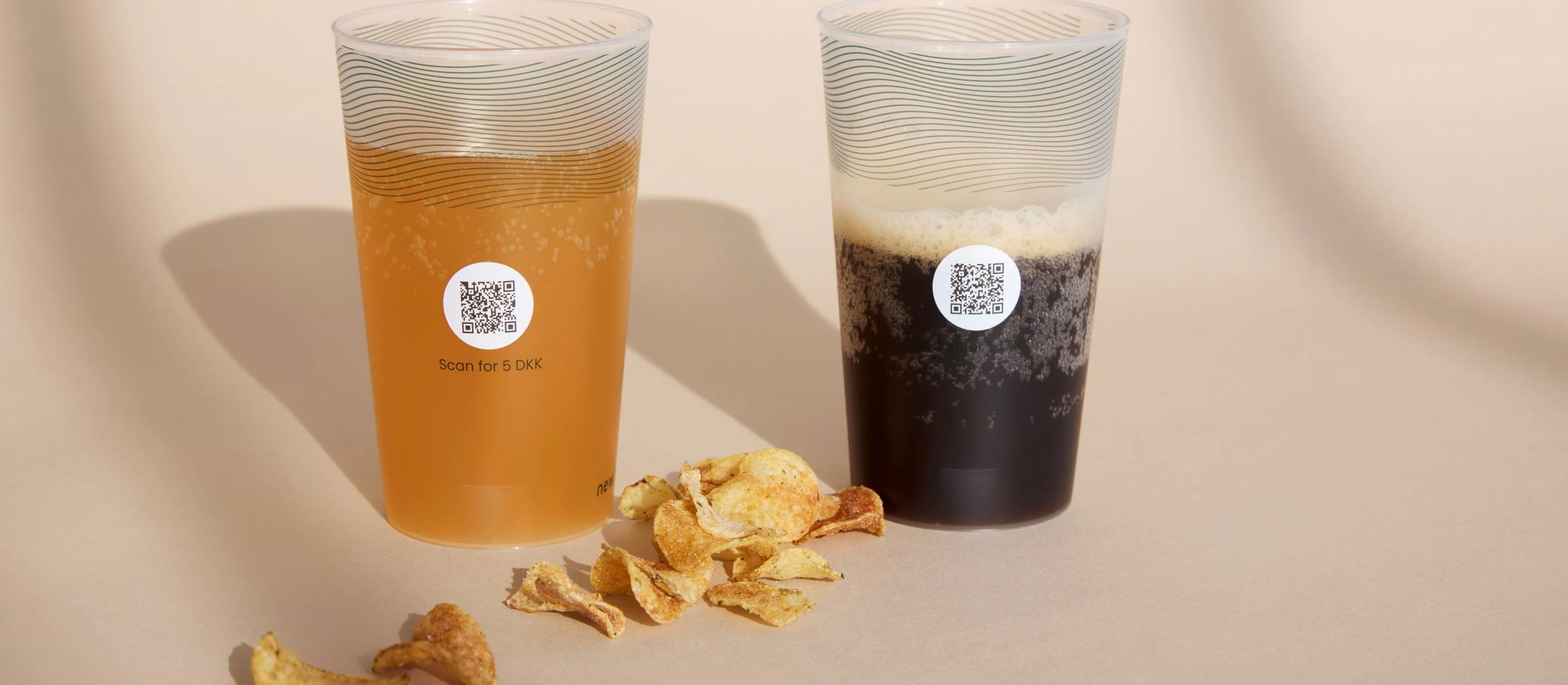 Chips og to pantkopper fra New Loop